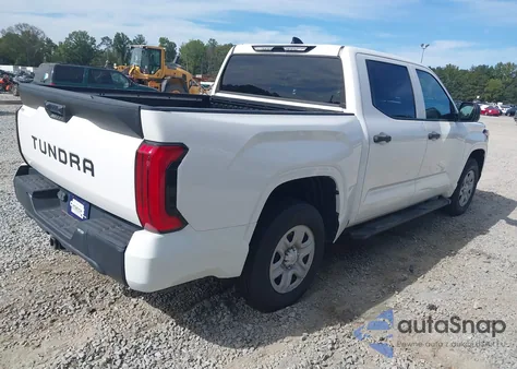 2022 Toyota Tundra Sr z USA, uszkodzony, nr VIN 5TFKB5AB0NX001633